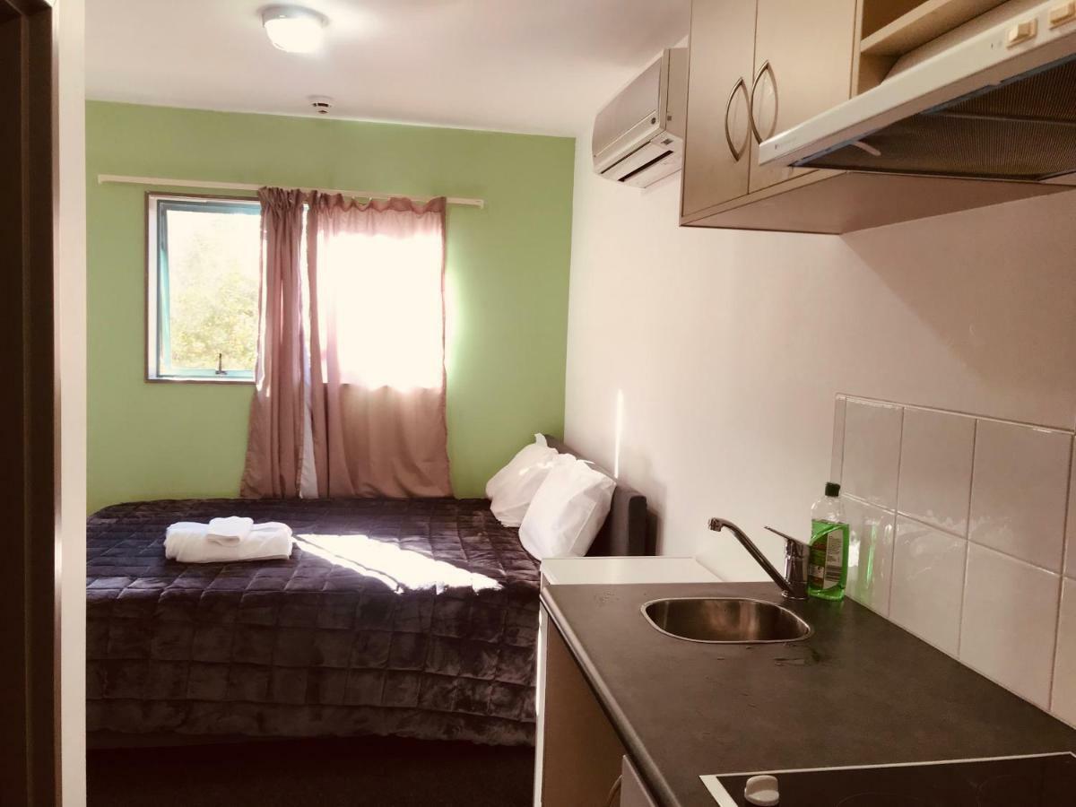 Red Rose Motel 陶波 外观 照片